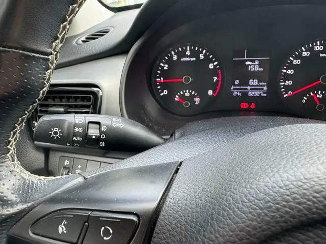 Kia Stonic 1.0 T-GDi Sports Edition 2020 Benzine 36