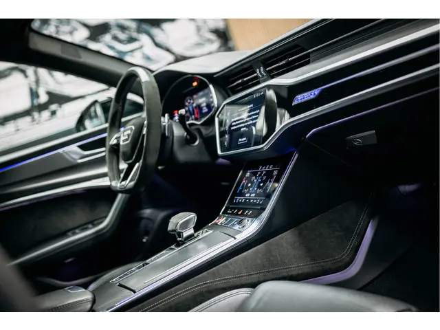 Audi RS6 RS 6 TFSI quattro 2020 Hybride Benzine 22