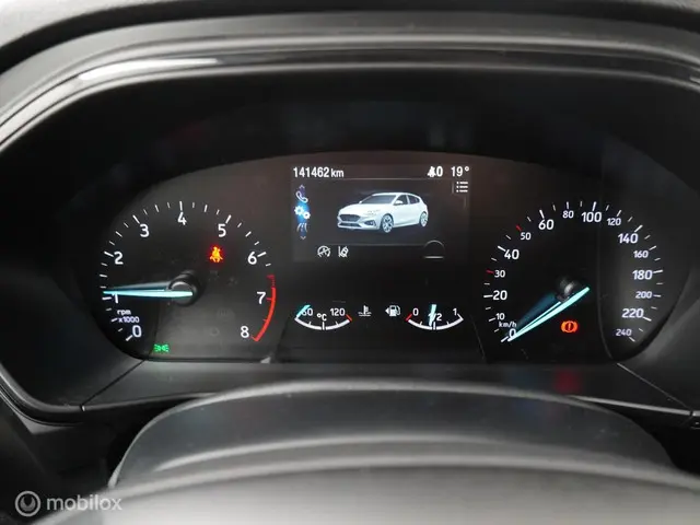 Ford Focus 1.0 EcoBoost ST Line Business 2020 Benzine 14