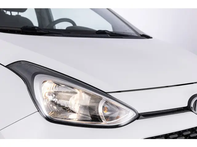 Hyundai i10 1.0i Comfort | AIRCO | BLUETOOTH . 2019 Benzine 27