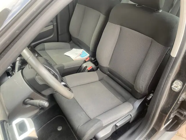 Citroën C4 Cactus 1.2 PureTech Feel 2016 Benzine 8