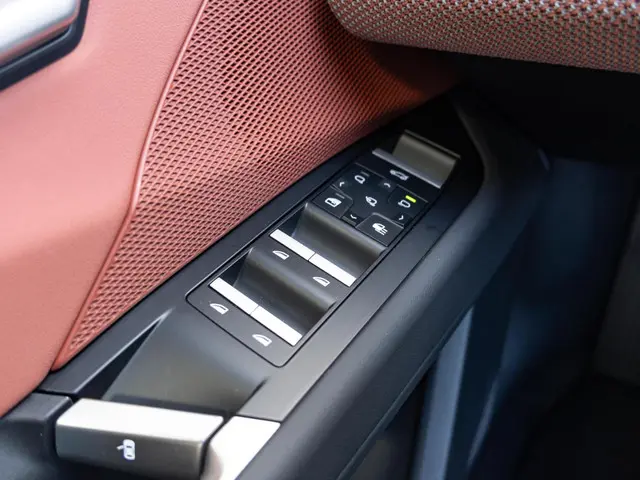 BMW iX3 50 xDrive 2026 Elektrisch 32