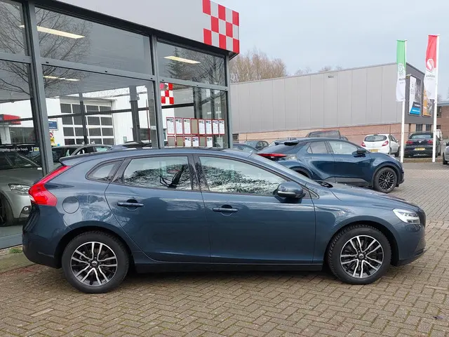 Volvo V40 1.5 T2 Polar+ Trekhaak | Navigatie 2020 Benzine 2