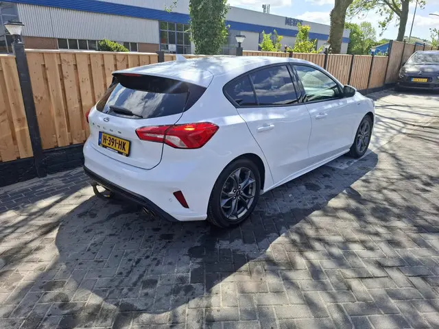 Ford Focus 1.0 EcoBoost Titanium Business 2019 Benzine 4