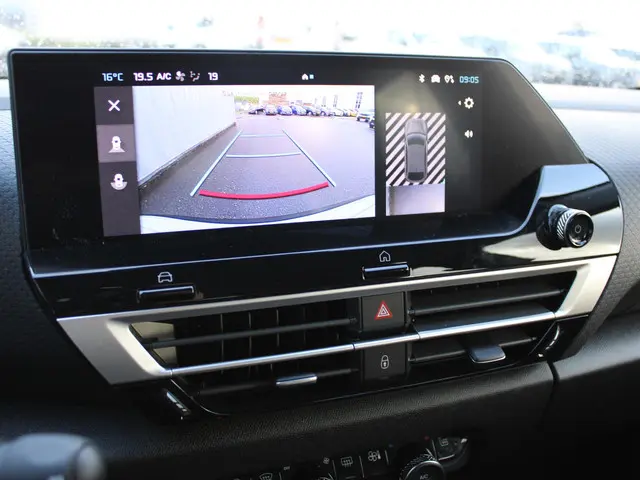 Citroën C4 HYBRID 145 BUSINESS 2025 Hybride Benzine 22