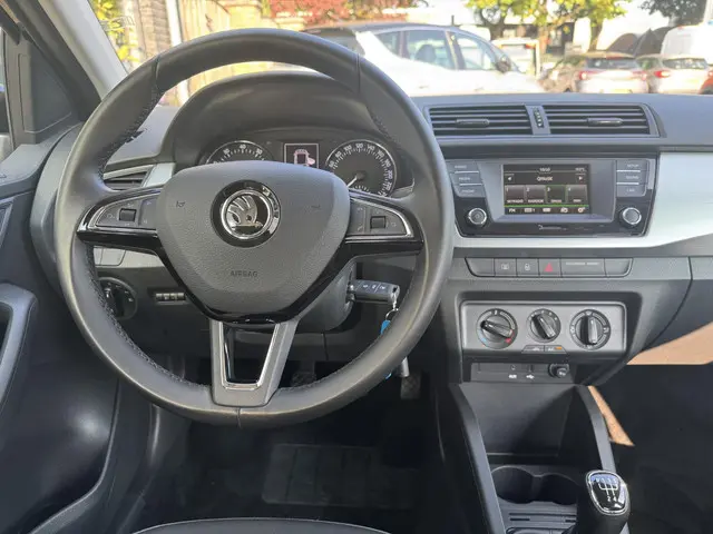Škoda Fabia 1.0 TSI Drive 2018 Benzine 12