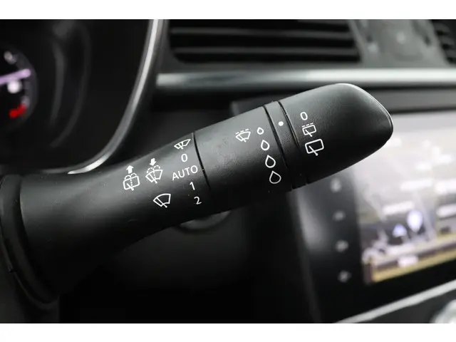 Renault Kadjar 1.3 TCe 140 Intens 2021 Benzine 25