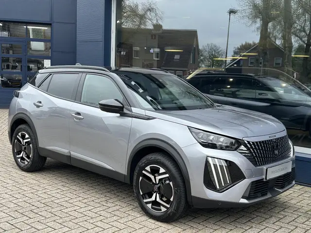 Peugeot 2008 1.2 Turbo 130 PK GT 2024 Benzine 4