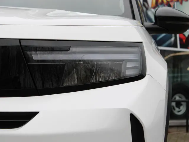 Opel Frontera 1.2 Turbo Hybrid GS 2025 Hybride Benzine 34