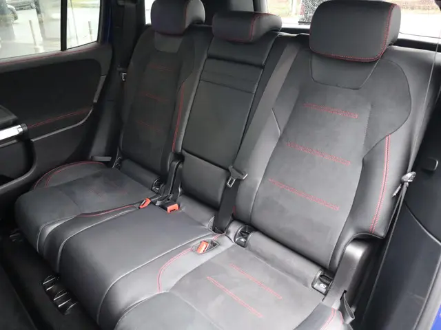 Mercedes-Benz GLB GLB 200 AMG line 2020 Benzine 10