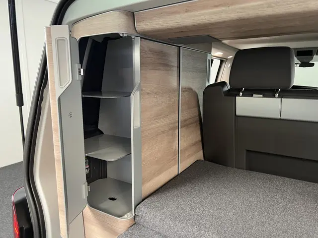 Volkswagen California Camper 2.0 TDI DSG7 2024 Diesel 40