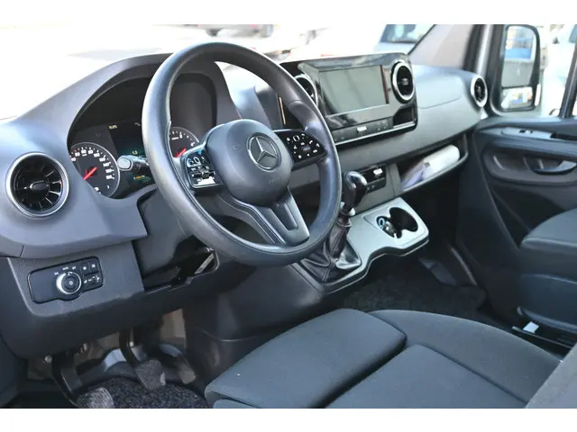 Mercedes-Benz Sprinter 315 CDI L2H1 RWD 2021 Diesel 6