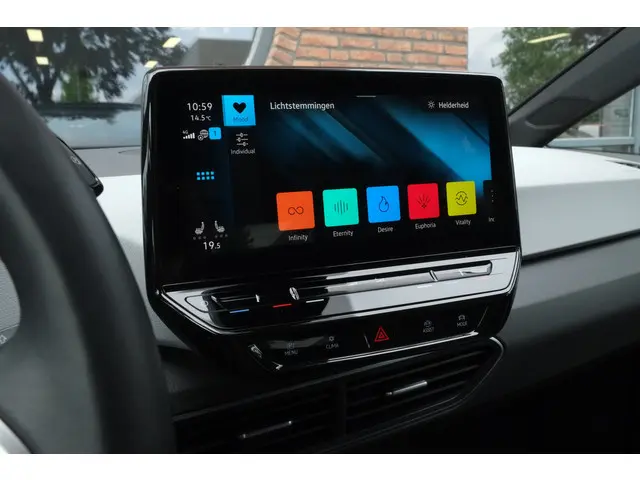Volkswagen ID.3 Pro S 77 kWh 2023 Elektrisch 18