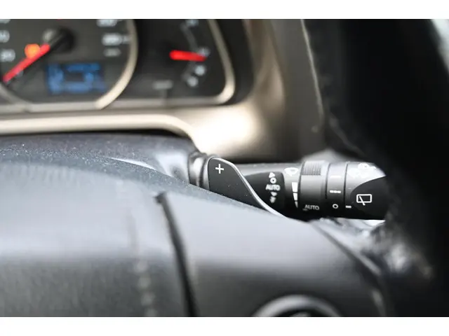 Toyota RAV4 2.0 Style 4WD 2014 Benzine 24