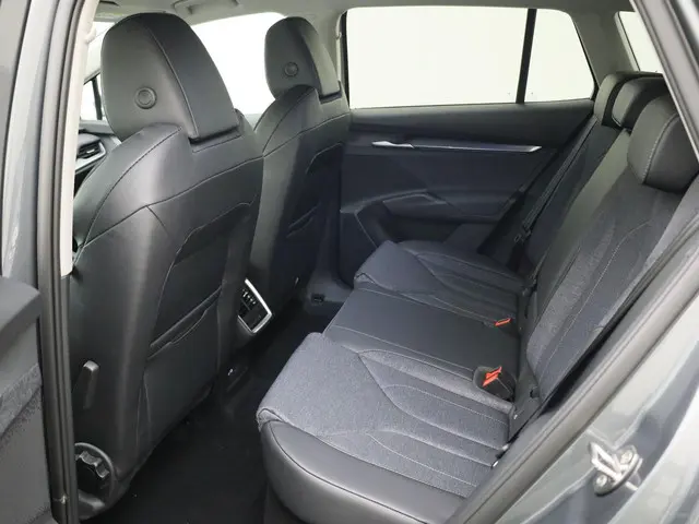 Škoda Elroq 60 Business Edition Tour 2025 Elektrisch 10