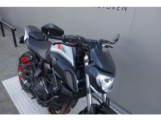 Yamaha MT 07 ABS 2019 Benzine 7