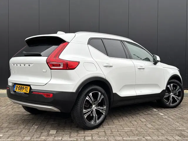Volvo XC40 1.5 T5 Recharge R-Design 2020 Hybride Benzine 6