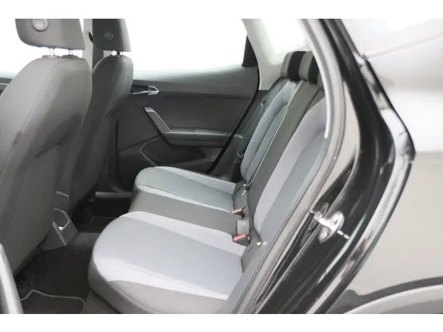 SEAT Arona 1.0 TSI Style Business Intense 2021 Benzine 13