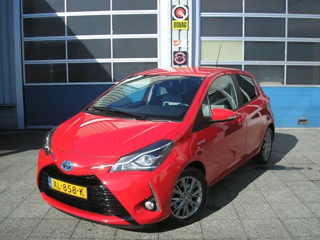 Toyota Yaris 2