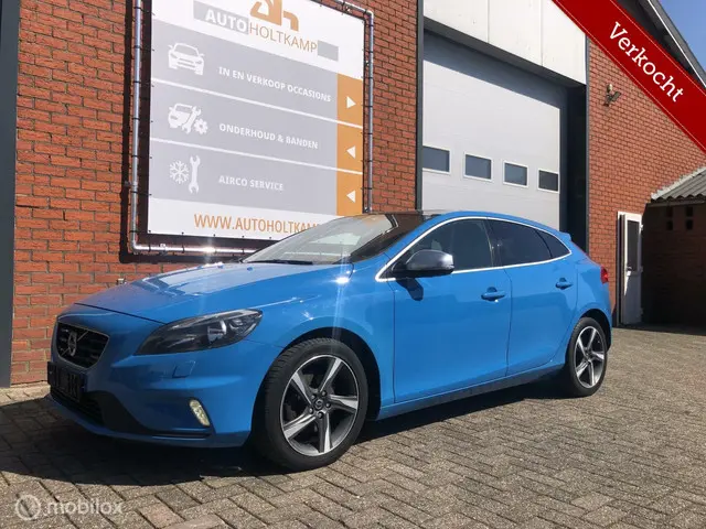 Volvo V40 1.6 T4 R-Design PANORAMA/NAVI/ECC/LM 2013 Benzine 4