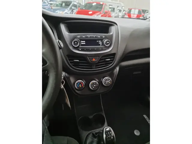 Opel KARL 1.0 ecoFLEX 120 Jaar Edition 2019 Benzine 22