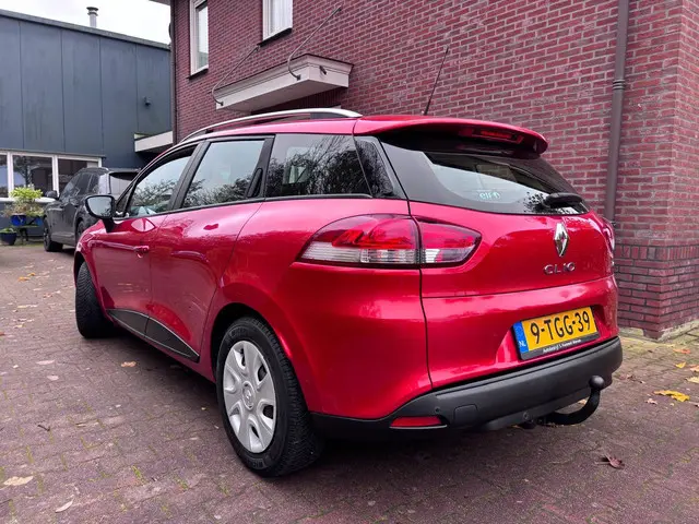Renault Clio Estate 0.9 TCe Expression 2014 Benzine 2