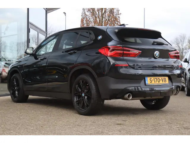 BMW X2 sDRIVE18i HIGH EXECUTIVE 2018 Benzine 7