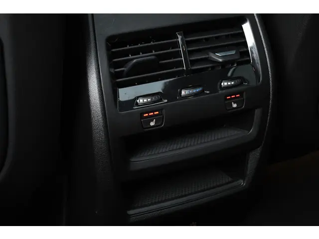 BMW X5 xDrive50e M-Sport 2023 Hybride Benzine 69