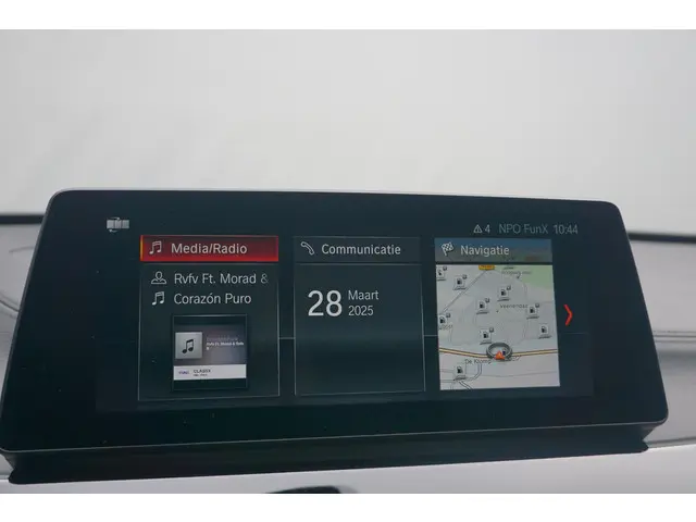 BMW X1 xDrive25e 2021 Hybride Benzine 19