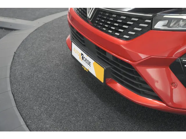 Renault Clio 1.0 TCe 90 GPF techno 2025 Benzine 19