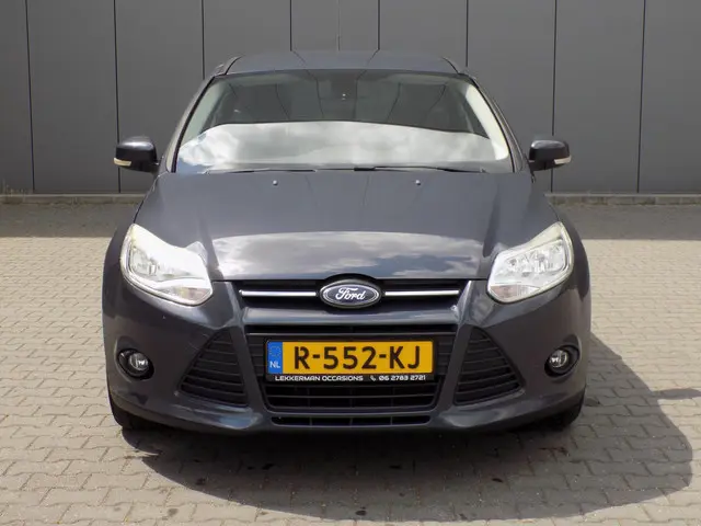 Ford Focus Wagon 1.0 EcoBoost Edition Plus 2014 Benzine 4
