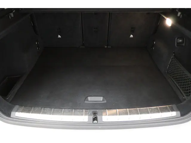 BMW X1 sDrive18i High Executive Automaat 2017 Benzine 14