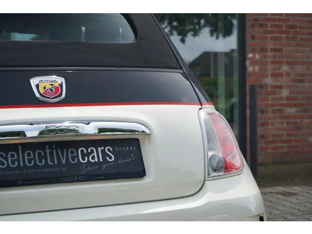 Abarth 500C 1.4 T-Jet Estetico 2012 Benzine 4