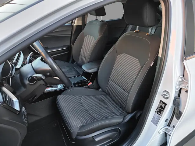 Kia XCeed 1.6 GDi PHEV DynamicLine 2022 Hybride Benzine 12