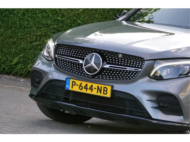 Mercedes-Benz GLC AMG GLC 43 4MATIC Night 2018 Benzine 36