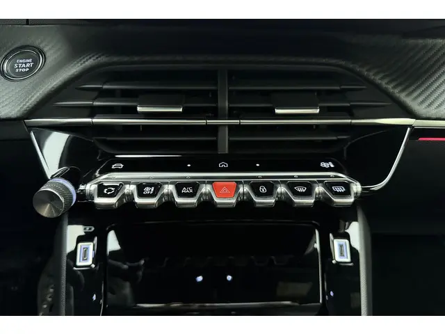 Peugeot 208 1.2 PureTech 100 GT 2024 Benzine 30