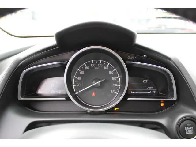 Mazda CX-3 2.0 SkyActiv-G 121 Luxury-Line 2021 Benzine 20