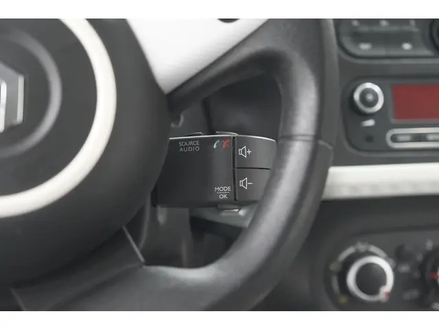 Renault Twingo 1.0 SCe Collection 2019 Benzine 34