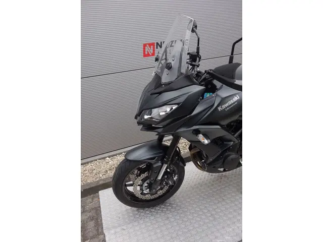 Kawasaki Versys 650 GRAND TOURER 2016 Benzine 19