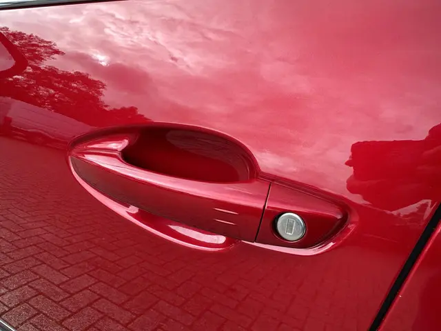 Peugeot 3008 1.6 HYbrid 225 GT 2023 Hybride Benzine 52