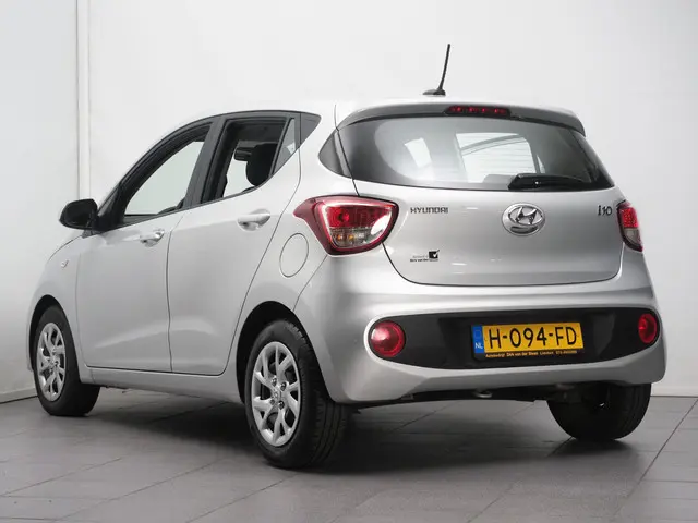 Hyundai i10 1.0i Comfort 2020 Benzine 6
