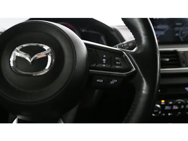 Mazda 3 2.0 SkyActiv-G 120 GT-M 2017 Benzine 22