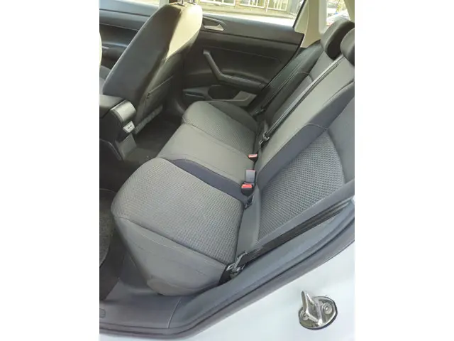 Volkswagen Polo 1.0 MPI Comfortline 2019 Benzine 12