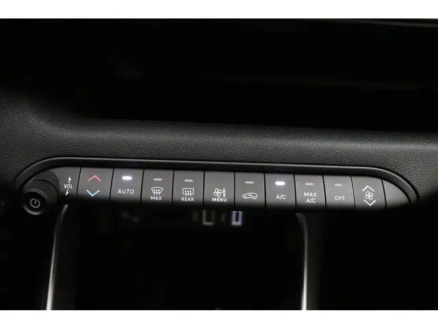 Jeep Avenger 1.2 Altitude 2023 Benzine 26
