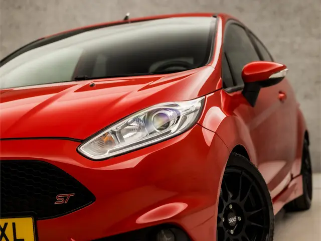 Ford Fiesta 1.6 ST1 2015 Benzine 29