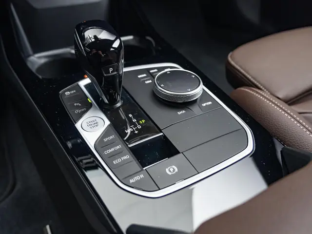 BMW 1 Serie 118i 2022 Benzine 25