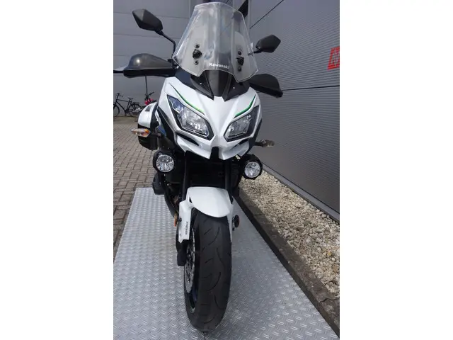 Kawasaki Versys 650 GRAND TOURER 2018 Benzine 4