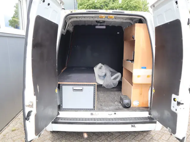 Ford Transit Connect T230L 1.8 TDCi Trend 2013 Diesel 6