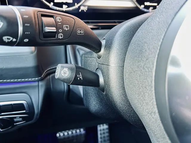 Mercedes-Benz G-Klasse 63 Premium Plus 2019 Benzine 26