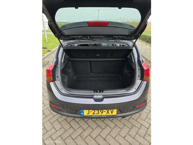 Kia pro_cee'd 1.6 CRDi Nieuwe APK 2015 Diesel 18